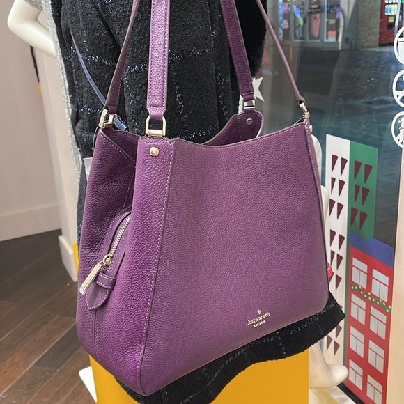 Kate Spade Leila Medium Triple Compartment Shoulder Bag
Ripe Plum
NWT - Picture 7 of 16